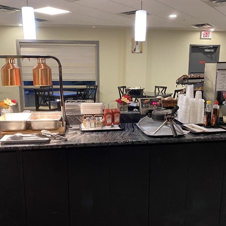 Stars Inn Leduc Bagian luar foto