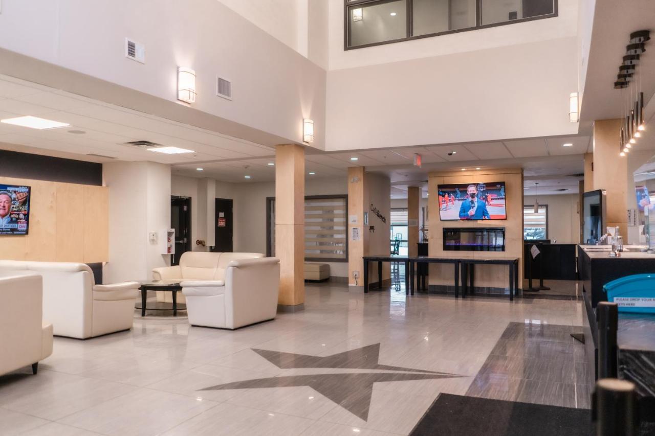 Stars Inn Leduc Bagian luar foto