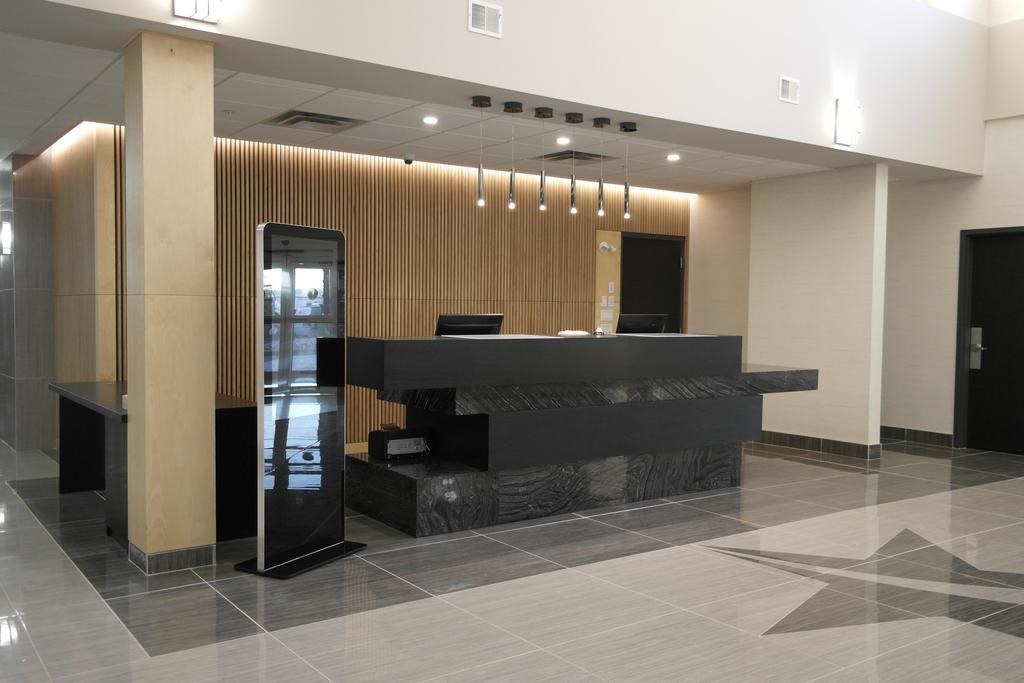 Stars Inn Leduc Bagian luar foto